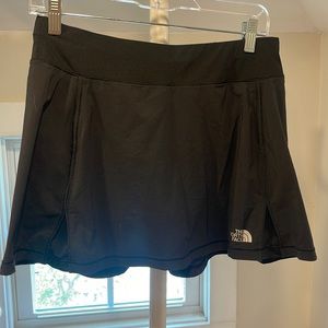 the North Face Tennis/Golf Skirt, Size Medium